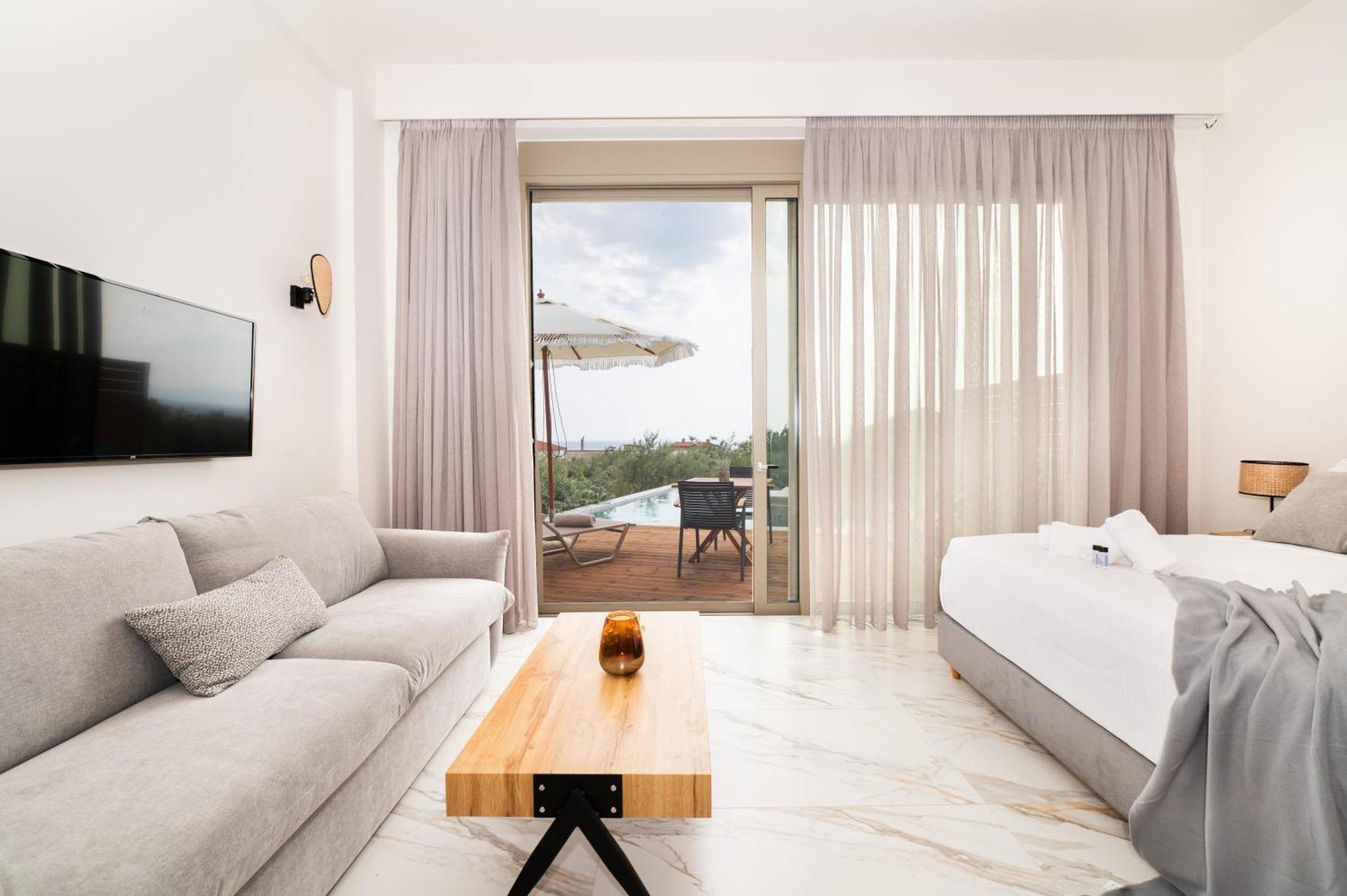 Petradi Suites Kalamata Dış mekan fotoğraf