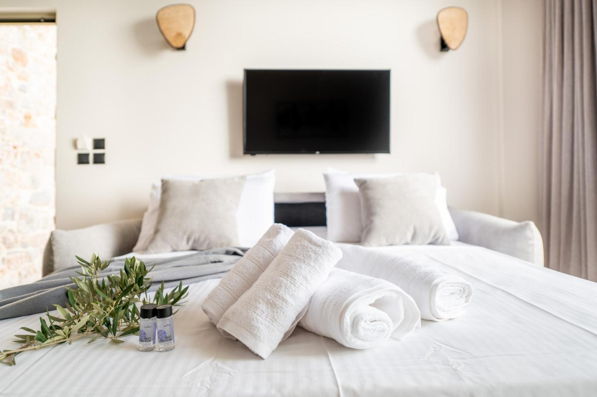 Petradi Suites Kalamata Dış mekan fotoğraf